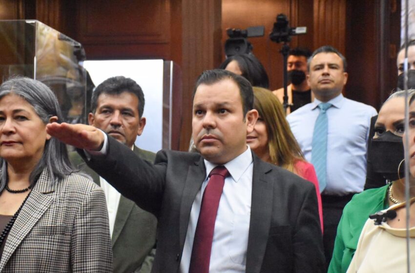 Rinde protesta Andrés Medina como titular del Centro de Conciliación Laboral en el Estado