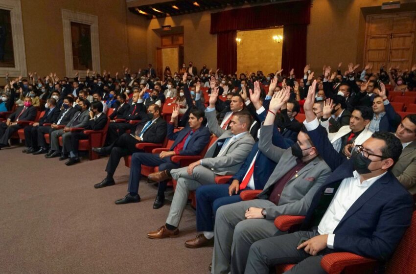  Protestan nuevos integrantes del Consejo Universitario