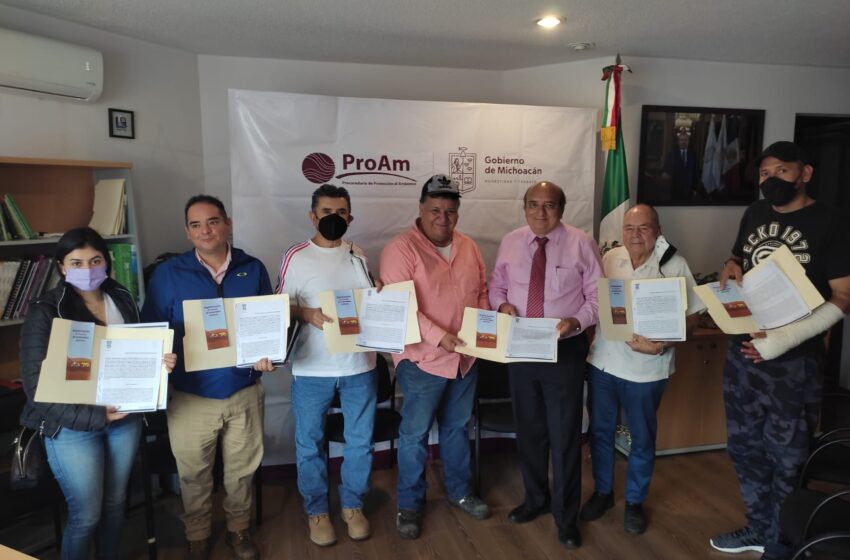  Proam y bancos de materiales signan convenio por el medio ambiente