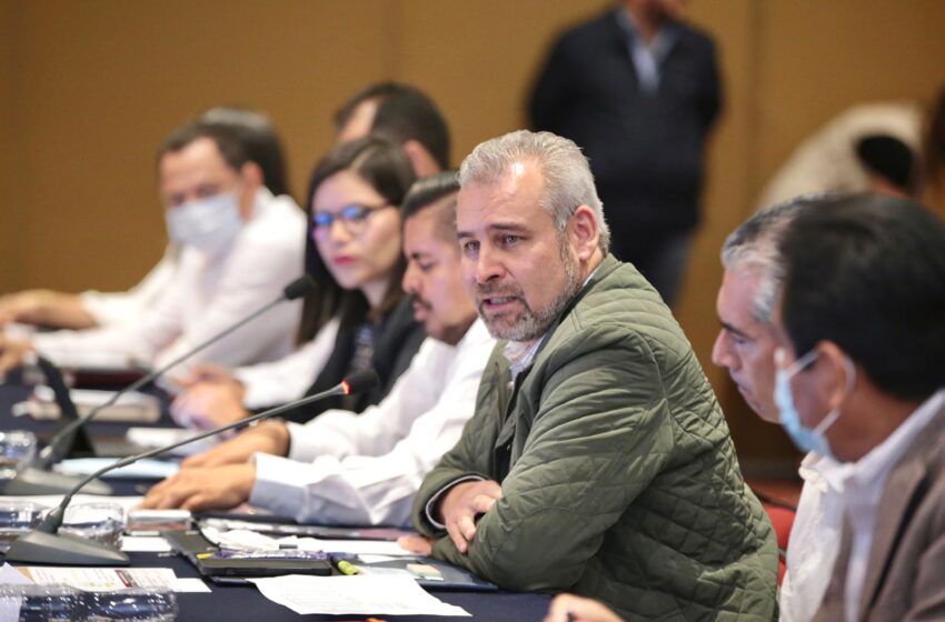  Reiteran Bedolla y Bienestar fortalecimiento a programas sociales