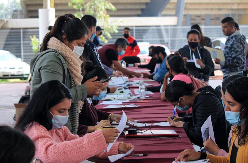  Entrega Sedebi apoyos a familias de niñas y niños con cáncer