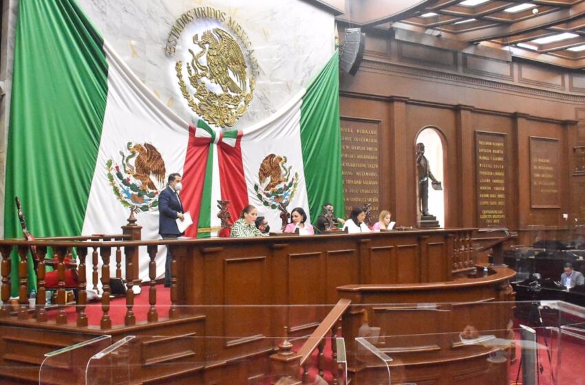  Prohibir o restringir la lactancia materna en espacios públicos, será discriminación: 75 Legislatura