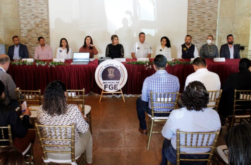  Imparte Fiscalía General “Curso Los Delitos Informáticos” en Tacámbaro