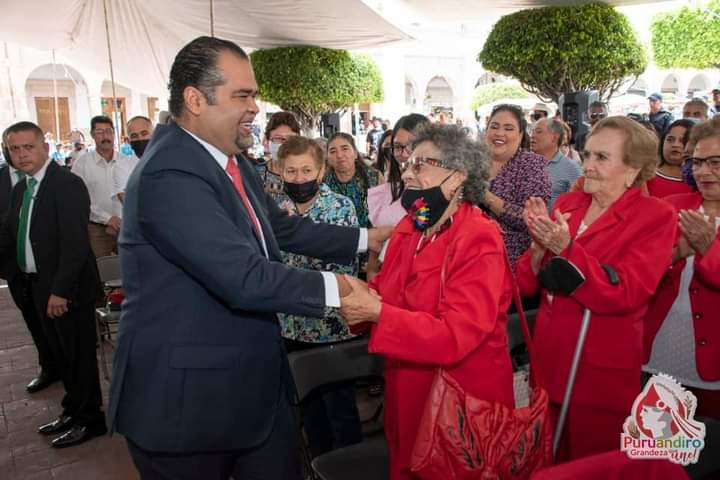 Gestiones sin precedentes para obras en Puruándiro: Víctor Vázquez Tapia