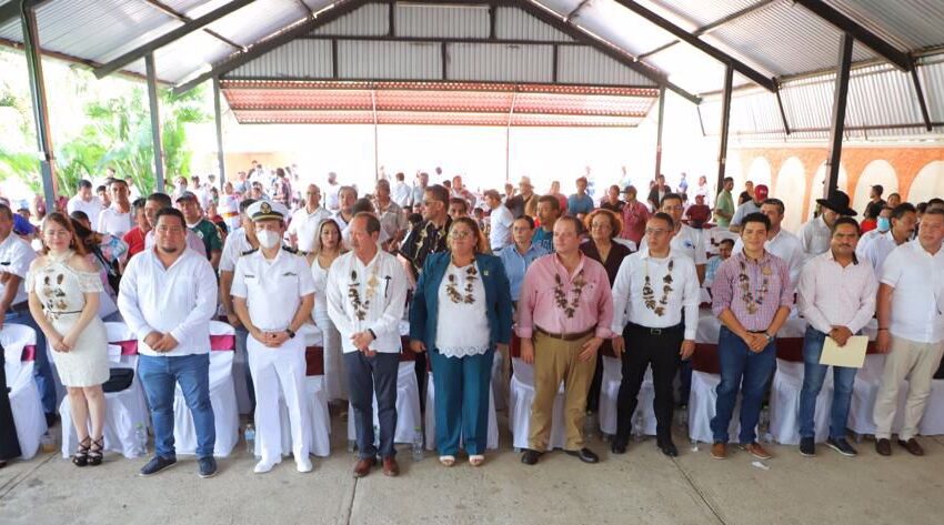 Rinde cuentas Julieta García al pueblo de Lázaro Cárdenas