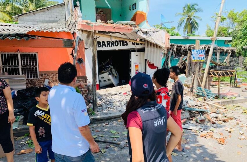  SESESP entrega 300 kits de higiene y cuidado personal en Aquila, Coahuayana y Coalcomán