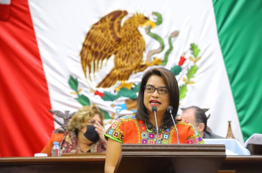  Persiste deuda histórica con mujeres indígenas y su representación en espacios de poder: Eréndira Isauro Hernández