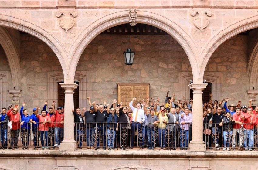  Refrenda Alfonso Martínez compromiso con recolectores de Morelia
