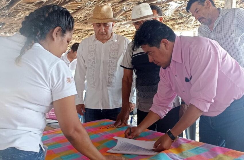  Compesca e INPI entregan apoyos para campamentos tortugueros