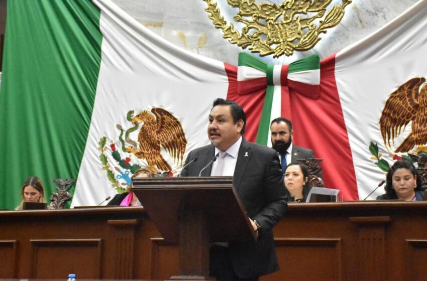  Primordial contribuir para una mayor productividad del Consejo Estatal de Migración: Víctor Manríquez