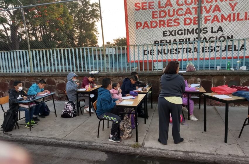  Exigimos atención a niños y niñas que toman clases en la calle: Eréndira Isauro