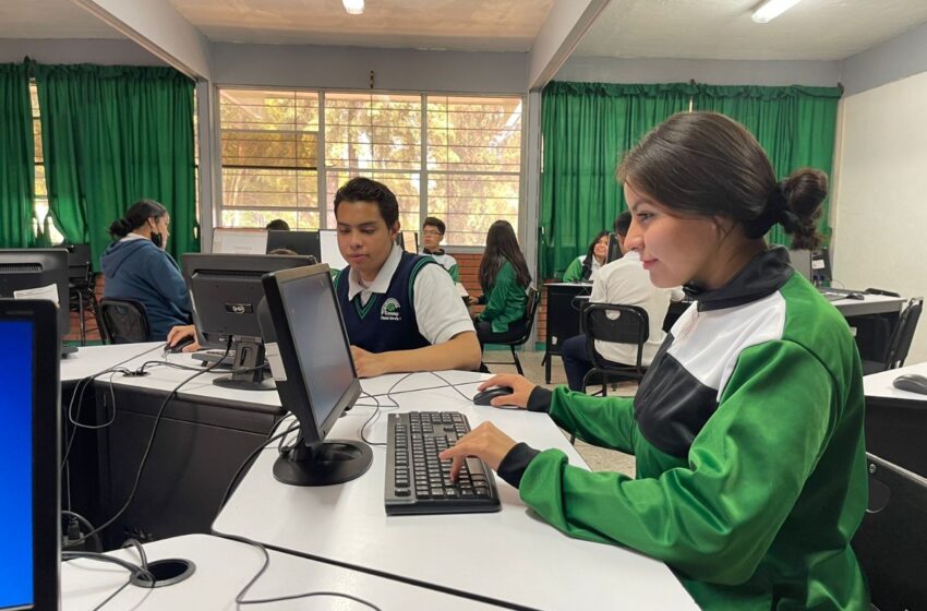 Conalep Michoacán fortalece la formación docente*