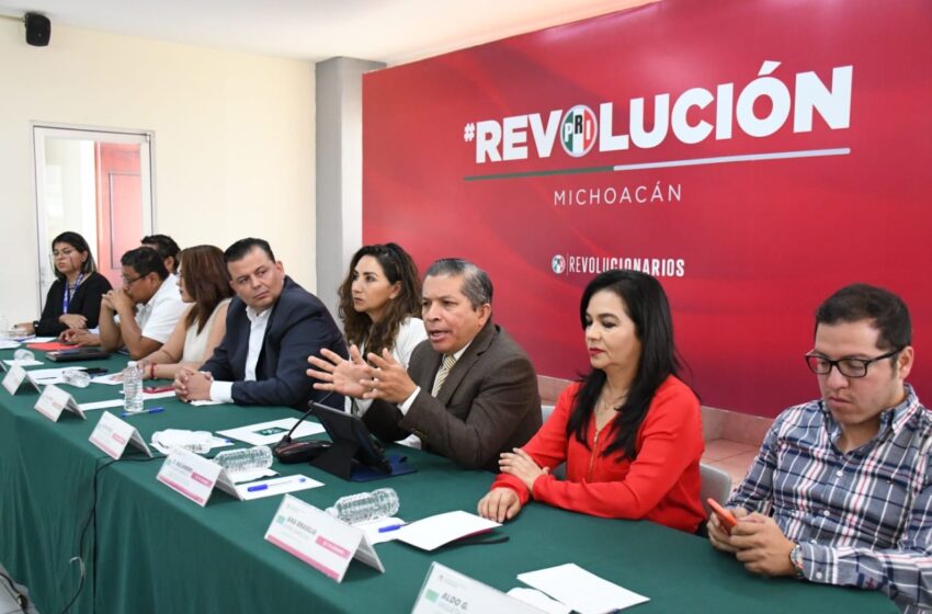  Capacitan instituciones electorales al PRI Michoacán