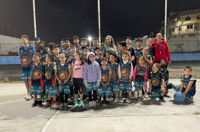  Invita Imcufide a Academia de Básquetbol Tarasquitos