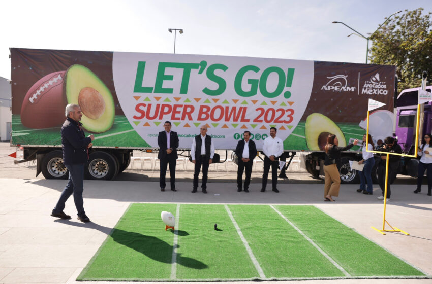 Bedolla y APEAM dan banderazo inicial a exportación de aguacate michoacano para el Super Bowl