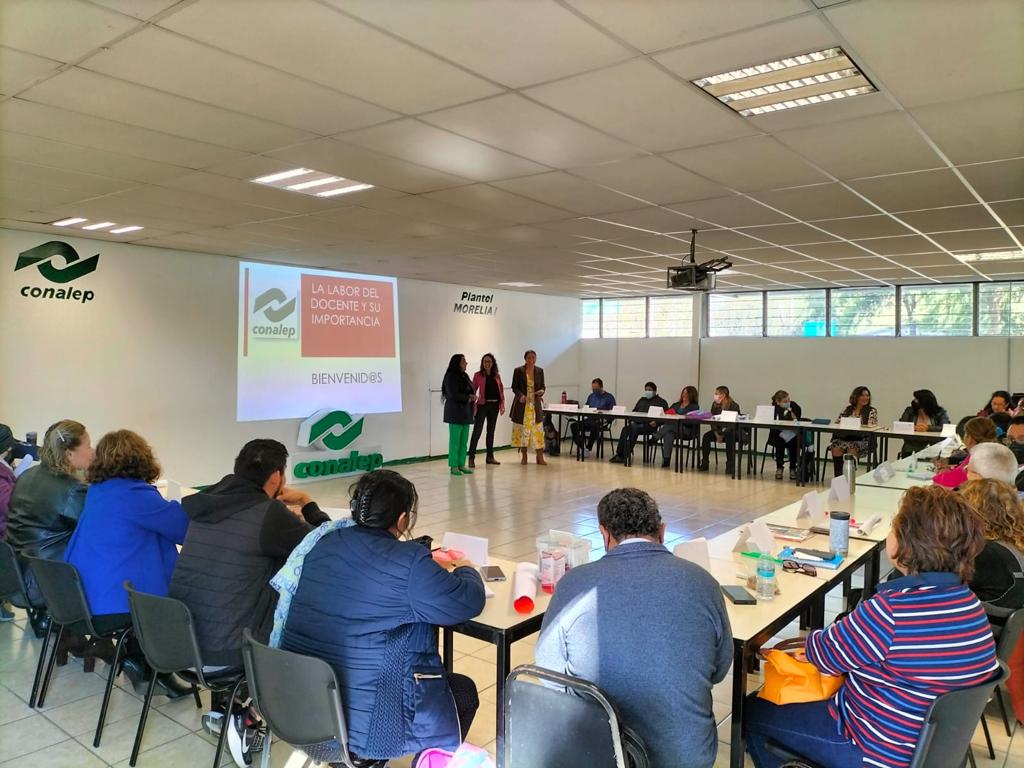  Refuerza Conalep Michoacán formación profesional de estudiantes