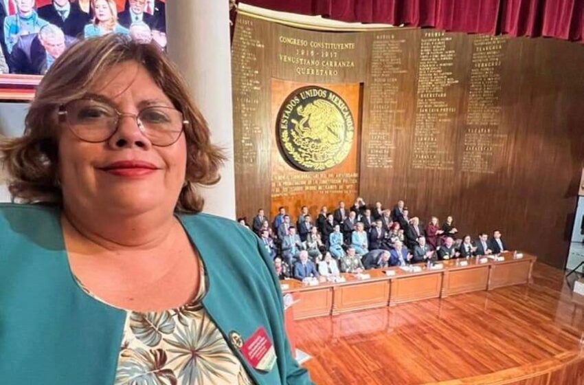 Representación del Congreso de Michoacán asiste a ceremonia del 106 Aniversario de la Constitución Mexicana