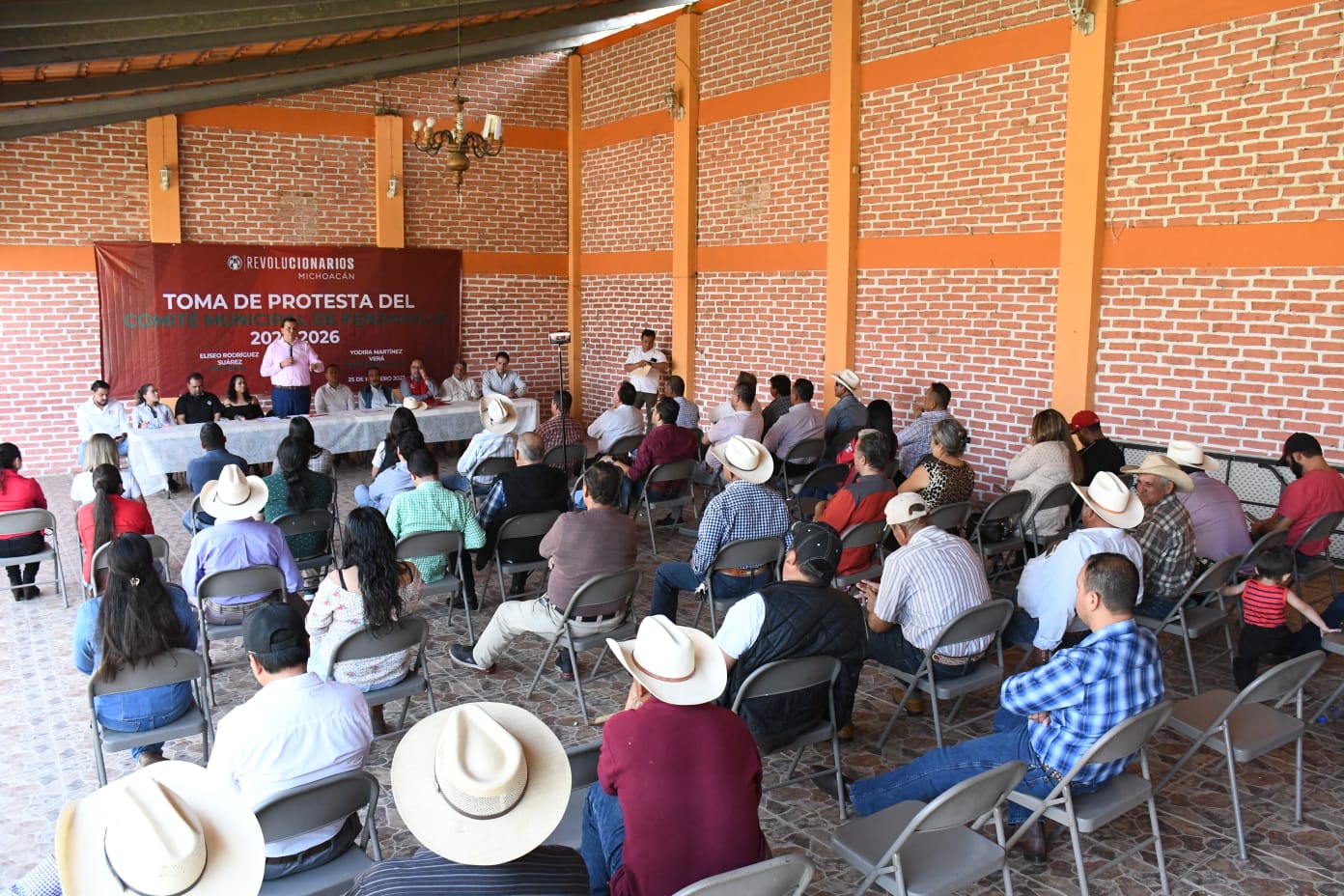  Con un PRI unido no necesitamos de otros partidos: Memo Valencia