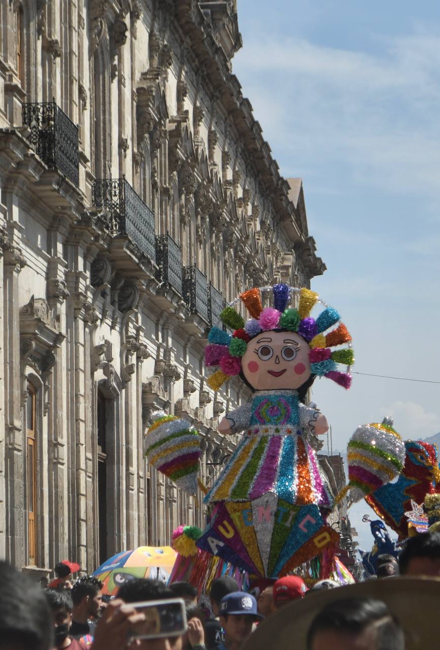  Carnaval del Torito de Petate pone a bailar a morelianas y morelianos