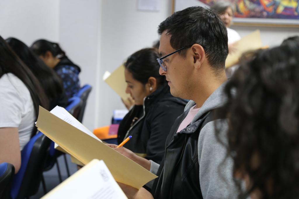  Avanza envío de docentes a escuelas de Michoacán: SEE