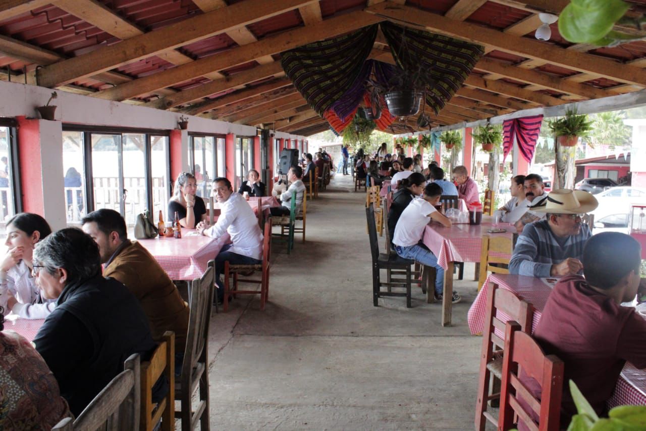  Exitosa 1a Feria Gastronómica de Umécuaro