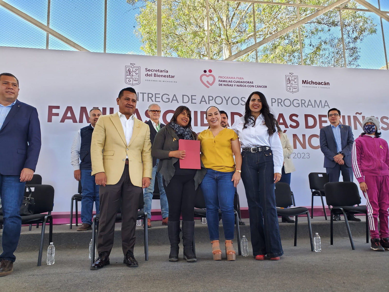  Reciben apoyo económico 375 familias cuidadoras de menores con cáncer