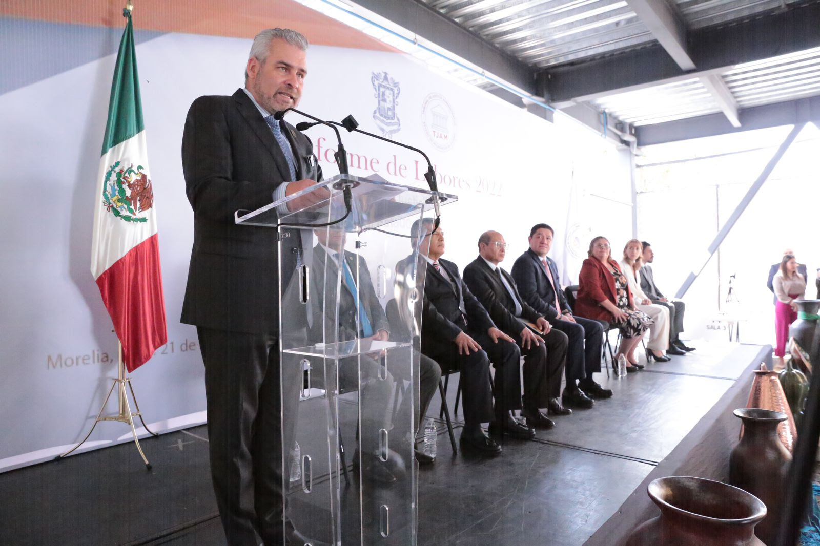  Bedolla convoca a órganos autónomos e instituciones a continuar lucha contra la corrupción