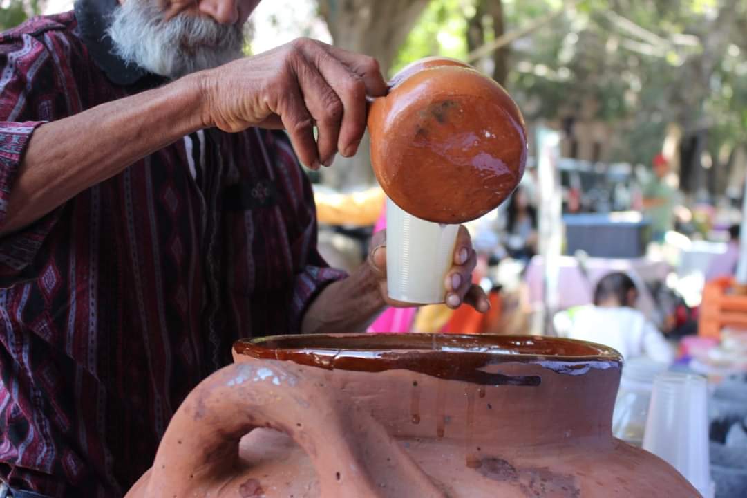 Gobierno de Morelia impulsa la producción del pulque en Santiago Undameo