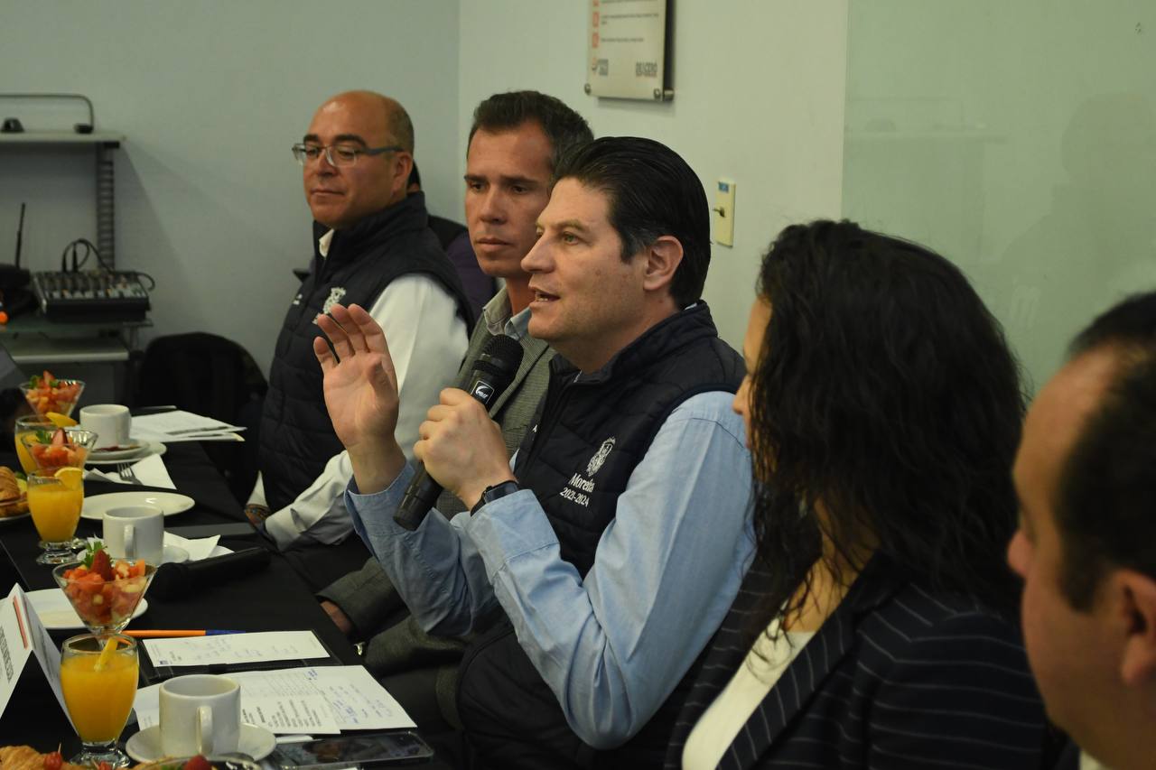  Gobierno Municipal y empresarios celebran avances en beneficio de Ciudad Industrial