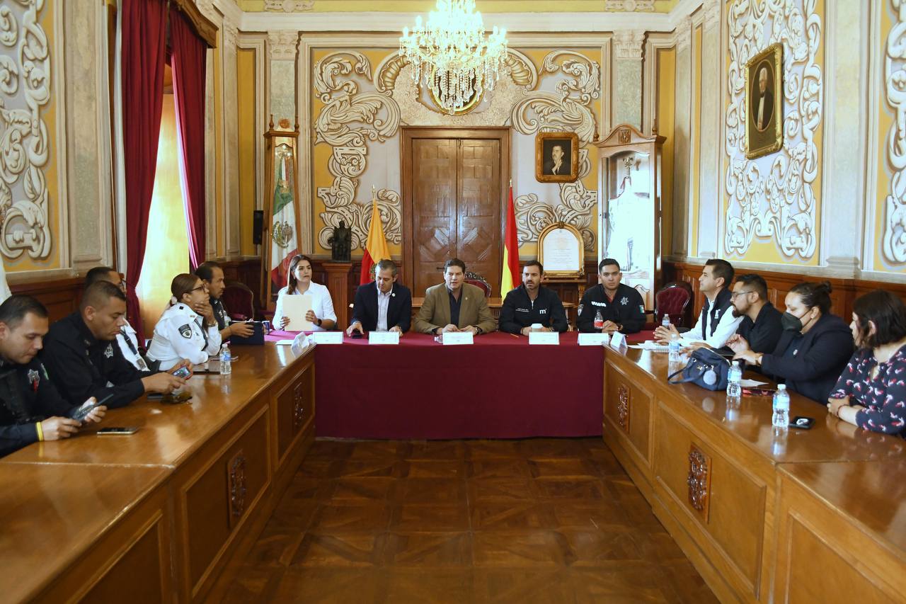  Convoca de manera urgente Alfonso Martínez a Policía Morelia