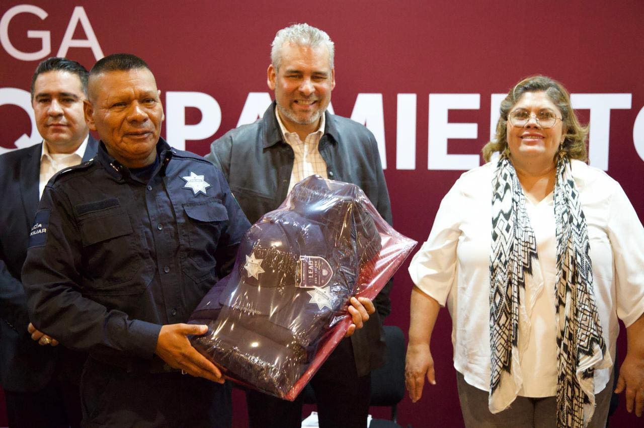  Policías más capacitados y equipados fortalecen estrategia de seguridad: Julieta García