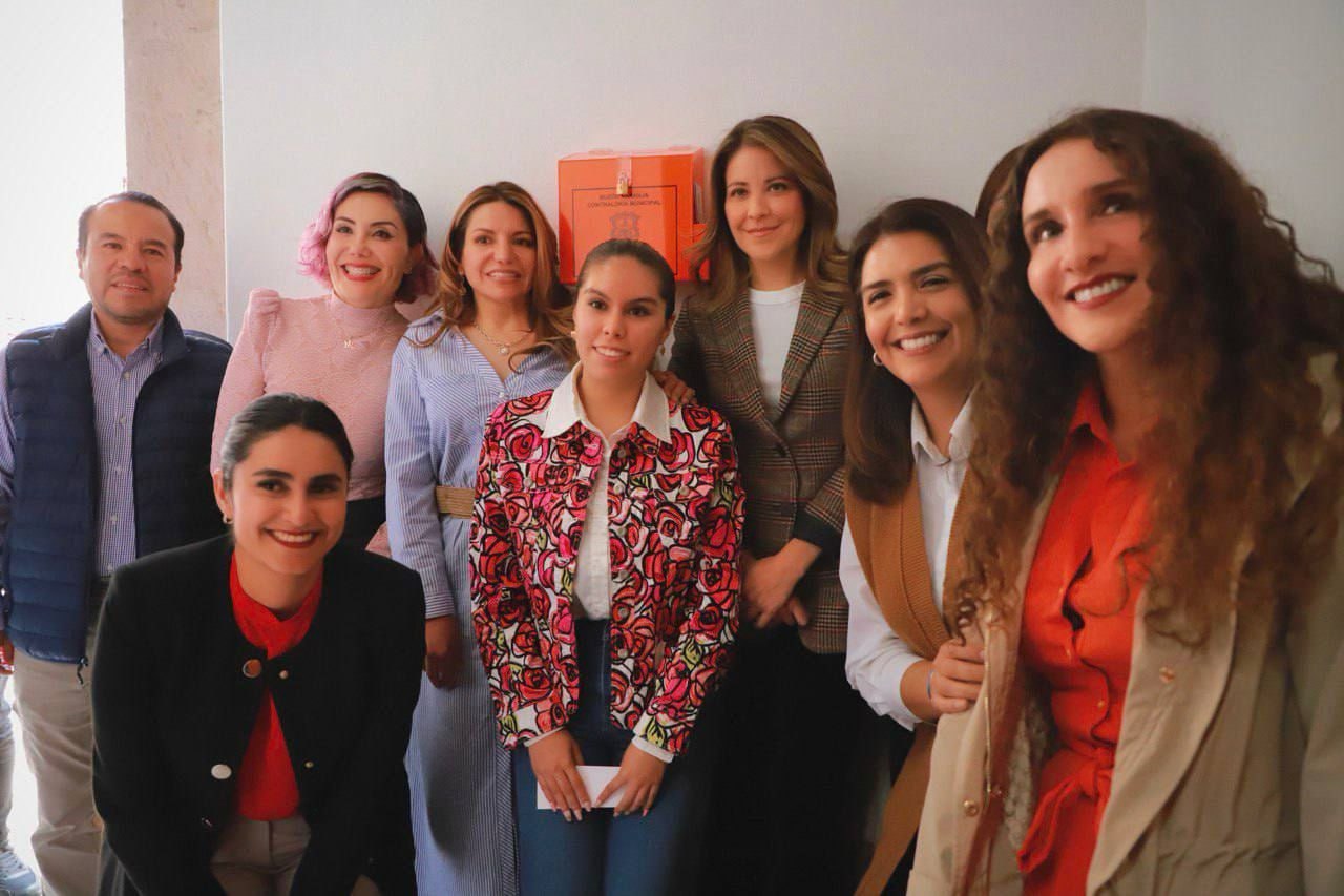 Gobierno Municipal coloca primer buzón naranja para la prevención y erradicación de la violencia de género