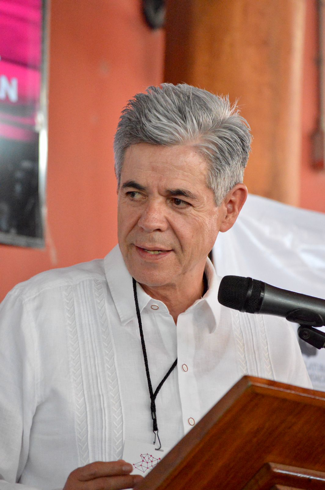  Una convicción es para mí, trabajar codo a codo con las mujeres: Hernández Peña