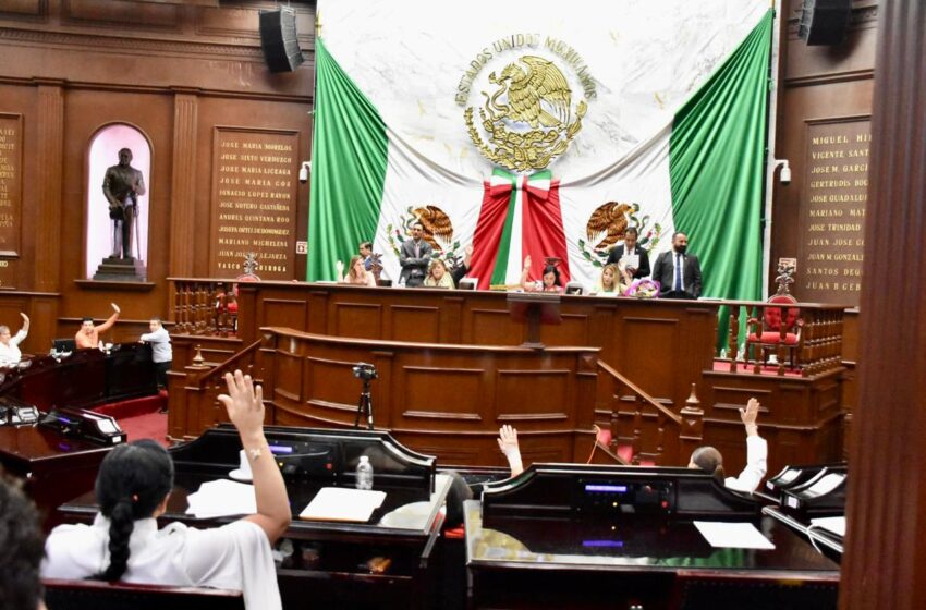  Exhorta Congreso a los ayuntamientos para que den solución a problemática de perros en situación de calle