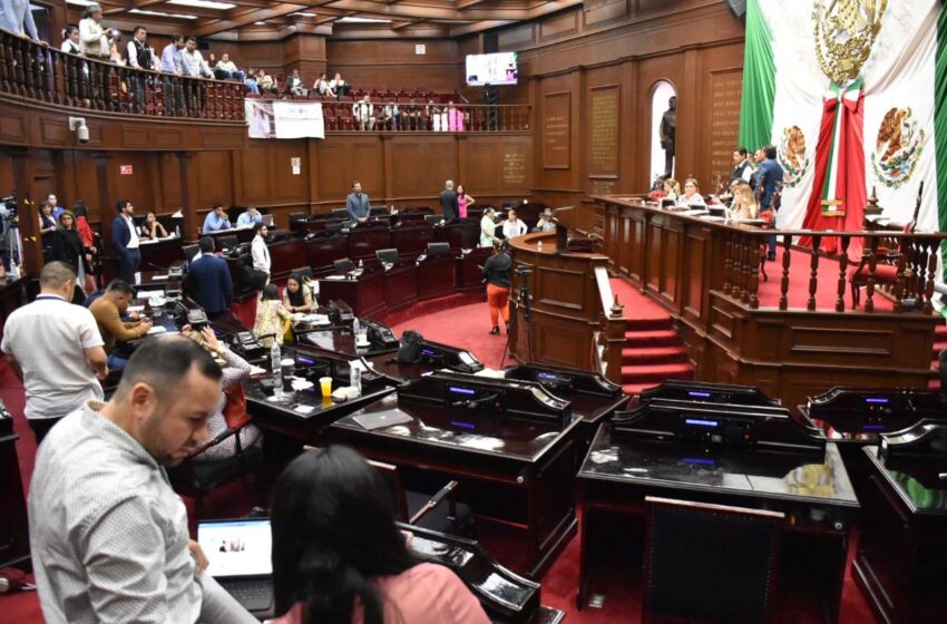  Garantiza 75 Legislatura derecho humano a una vida digna en Michoacán