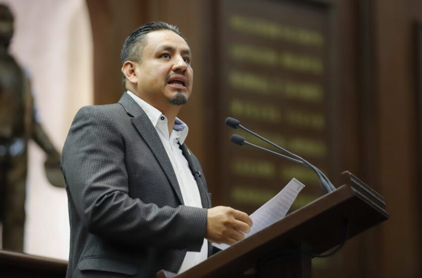  A propuesta de Víctor Manríquez exhorta Congreso a Ejecutivo Federal sobre costos en autopistas