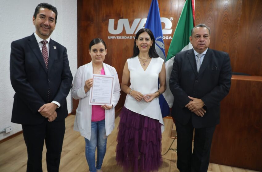  SEE emite primeros títulos profesionales digitales de nivel superior