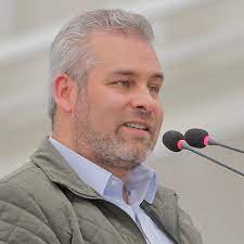  Celebra Bedolla aprobación de nueva Ley de Movilidad y Seguridad Vial