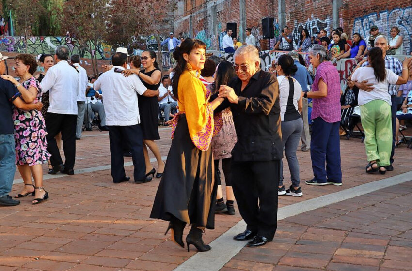  Entre sonrisas y baile, deleitó la Orquesta Sinfónica de la SSP a morelianos