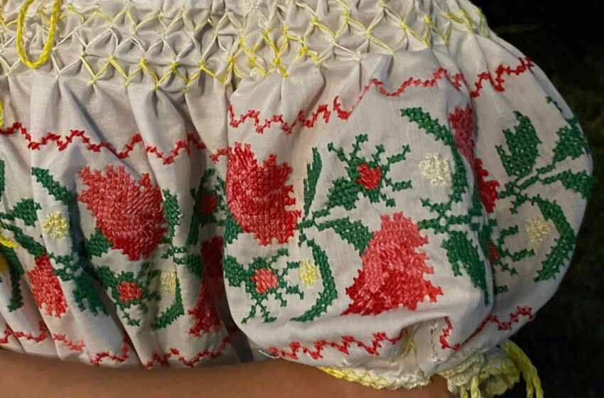  Rescatan IAM y Tlazazalca técnica artesanal en textil de panalito