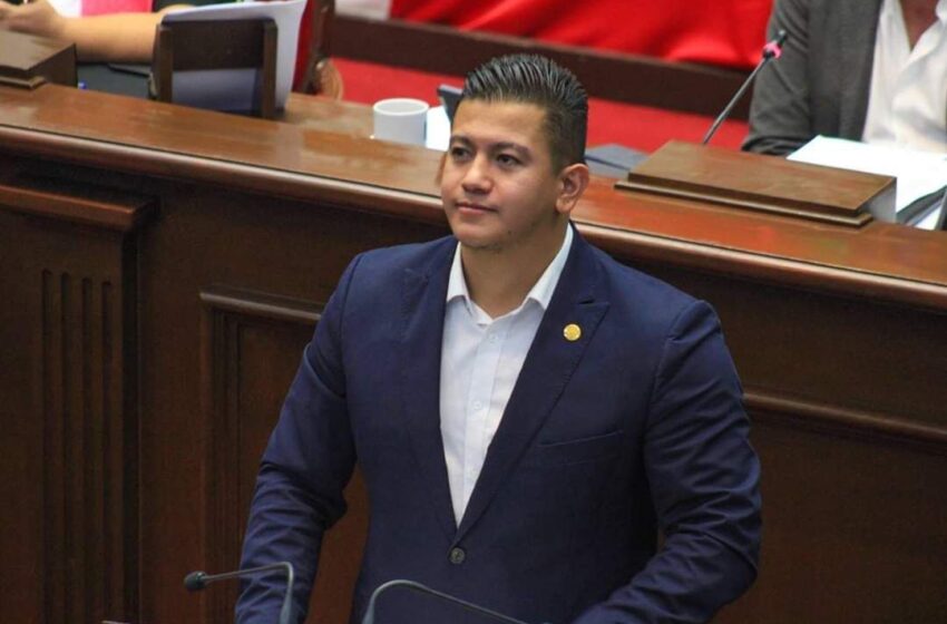  Víctor Zurita propone regular proceso de separación de hijos de mujeres privadas de la libertad