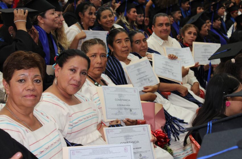 Egresa 1er generación de Cocineras y Cocineros Tradicionales de Morelia