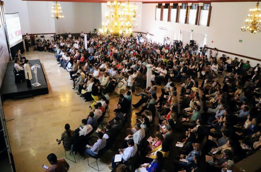  Ciclo escolar sin paros permitió capacitación docente: SEE