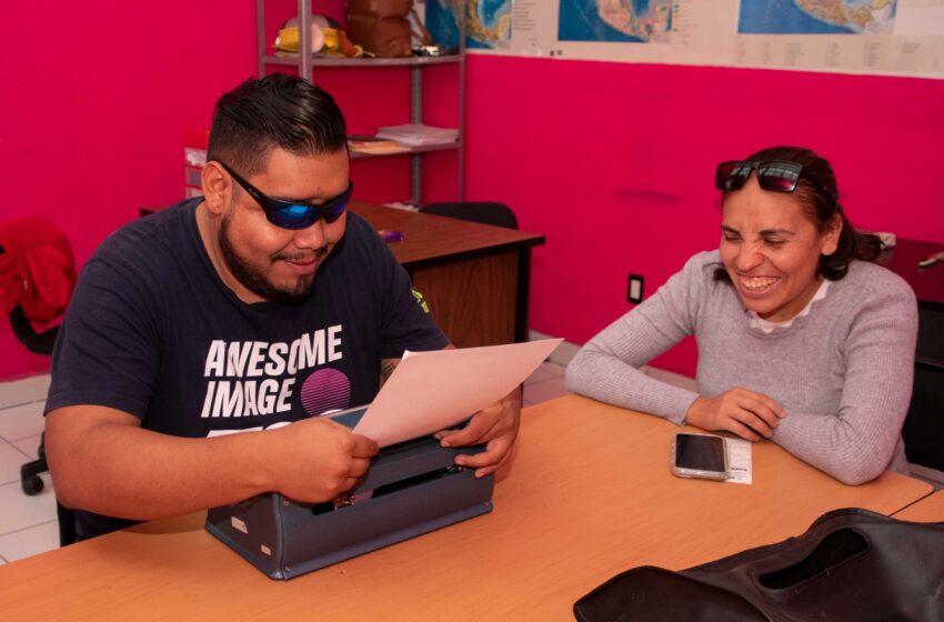 DIF Michoacán ofrece rehabilitación a personas con discapacidad visual