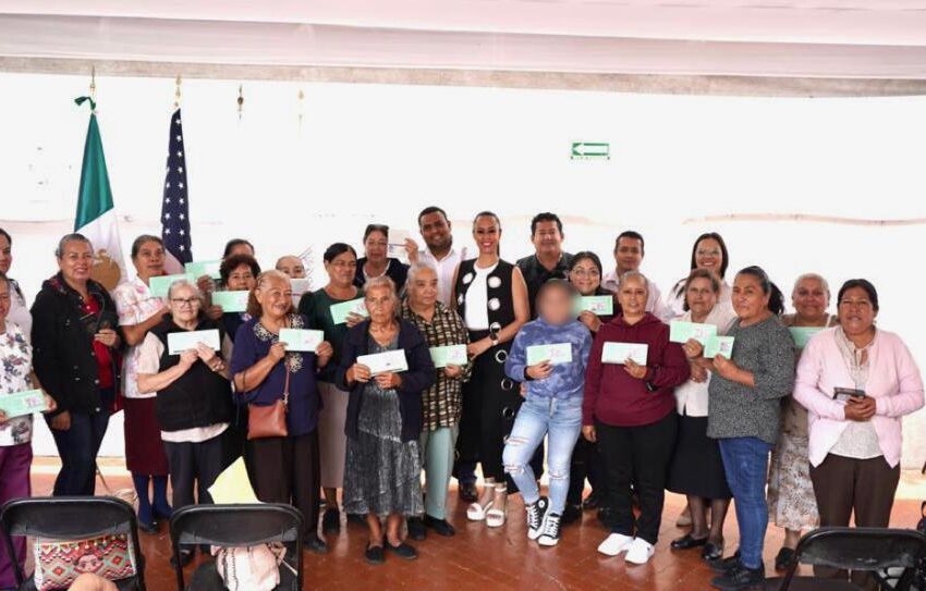 Con apoyo de Semigrante paisanos obtienen visa estadounidense