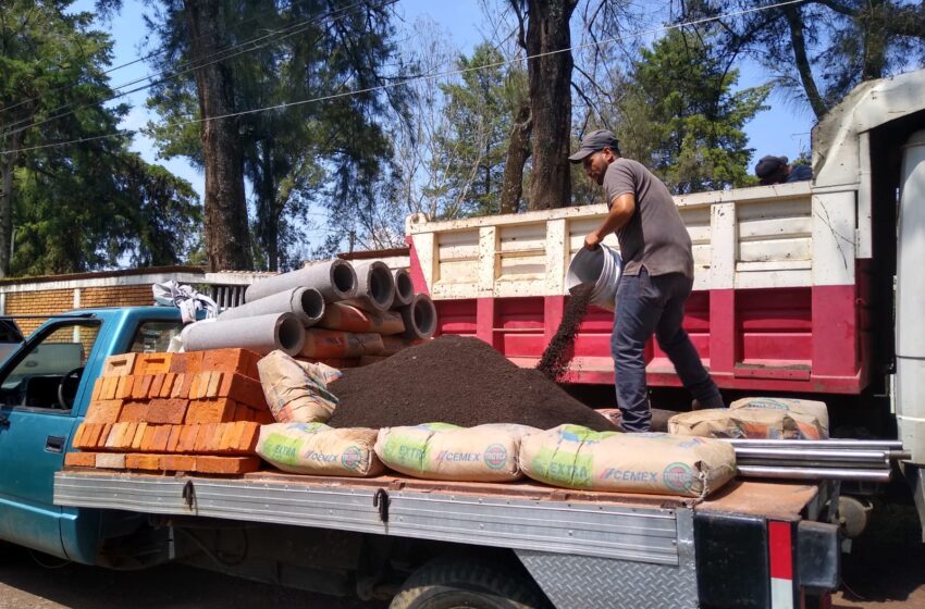  Sader entrega biodigestores a productores de la región Pátzcuaro-Zirahuén