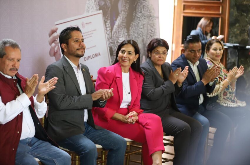  SEE capacita para el trabajo a más de mil adultos, en Uruapan