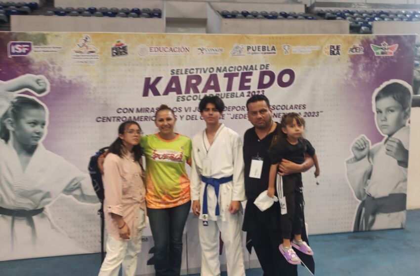  Regresan artemarcialistas con 3 medallas en el Selectivo Nacional de Karate Escolar Puebla 2023