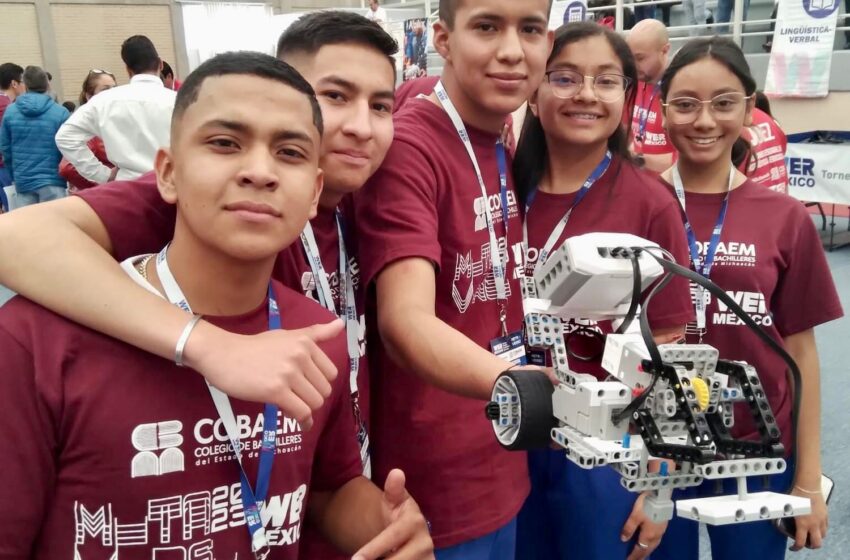  Estudiantes del Cobaem pasan a fase nacional de torneo de robótica