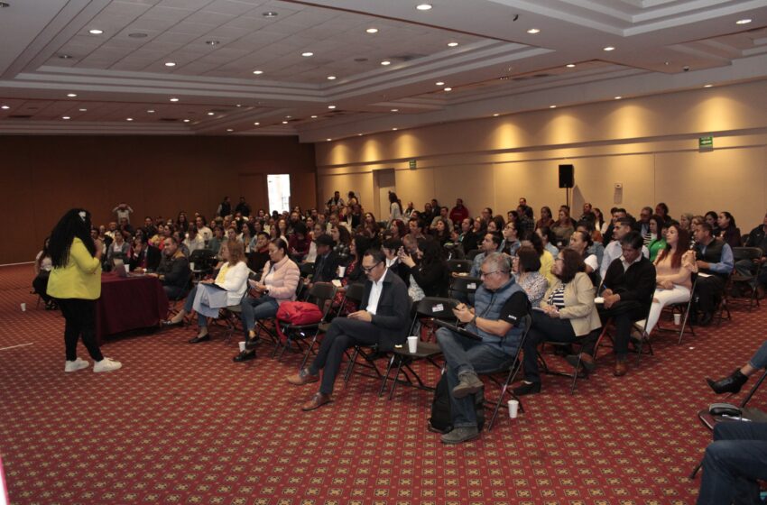  Docentes del Cecytem intercambian ideas en Coloquio sobre Marco Curricular Común